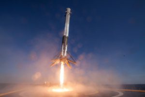 SpaceX визначилися з пусковим вікном на запуск місії SES-10